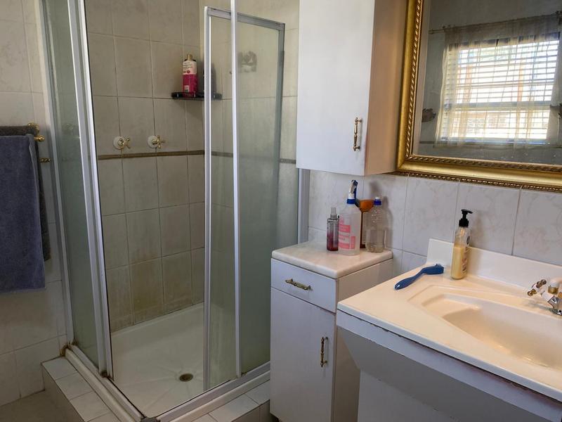 5 Bedroom Property for Sale in Balmoral Eastern Cape